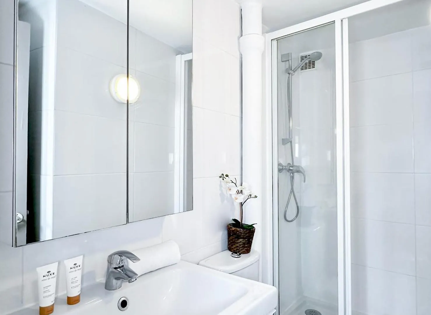 Chic Flat In Pantheon & Luxembourg Garden Paris
