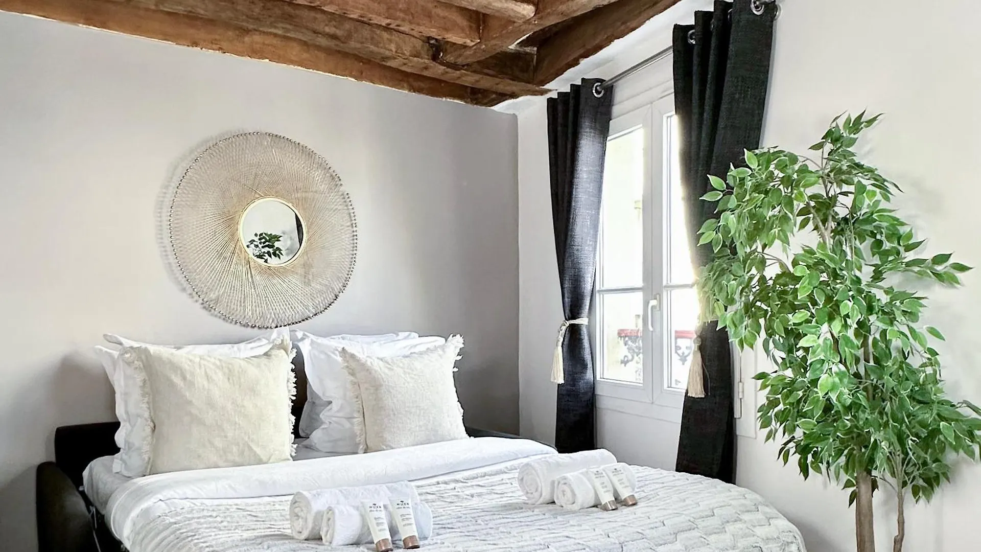Chic Flat In Pantheon & Luxembourg Garden * Paříž